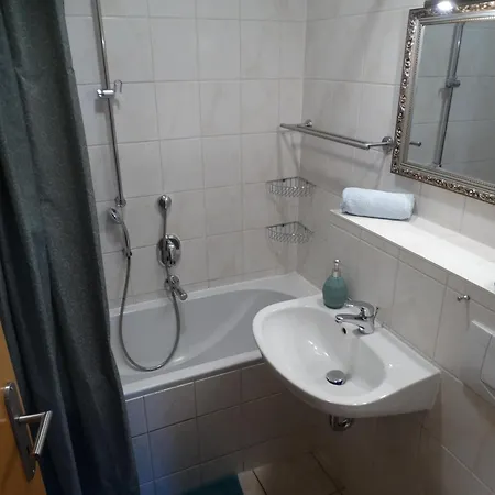 Deutsches Haus * Lohme